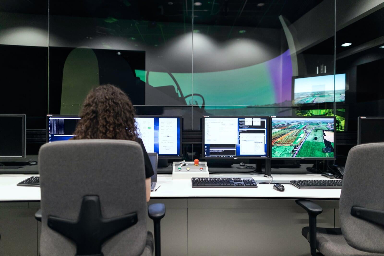 NETWORK OPERATIONS CENTER (NOC)